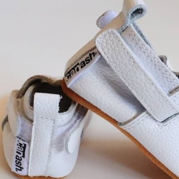 CANASH & CO.: WHITE BABY/TODDLER GENUINE LEATHER SHOES - Picture 6 of 6